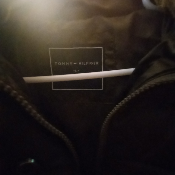 TH winter puff jacket - Picture 2 of 3